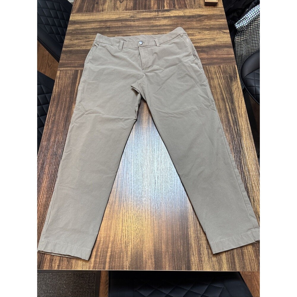 lululemon Commission Men’s Khaki 34 x 28 Slim Tapered Chino Pants Stretch